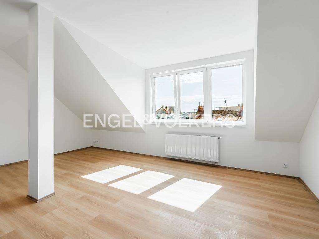 Pronájem bytu 2+kk 65 m2