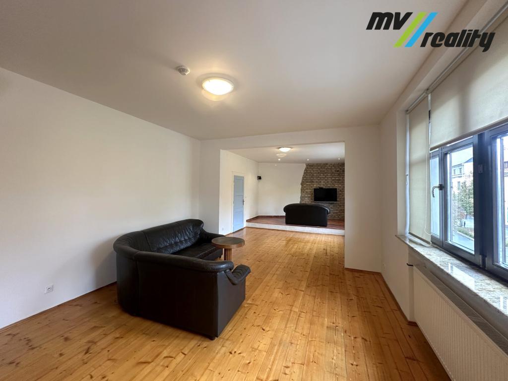 Pronájem bytu 2+kk 90 m2