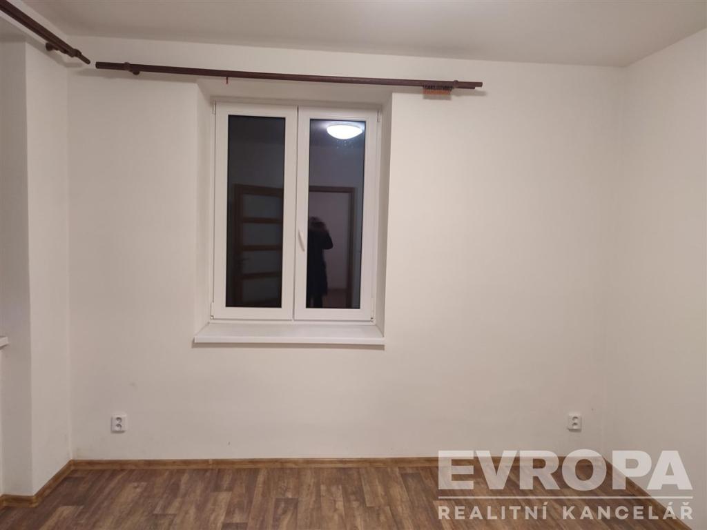 Pronájem bytu 1+kk 36 m2