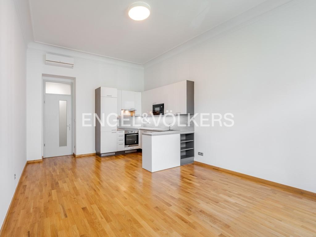 Pronájem bytu 1+kk 41 m2