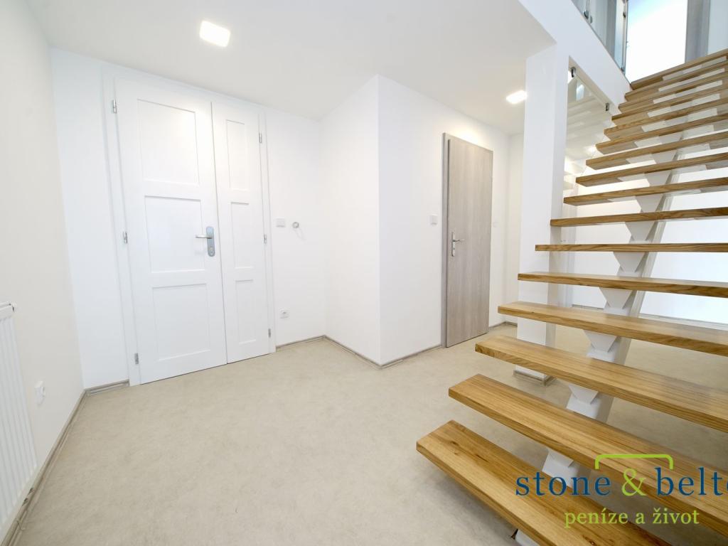 Pronájem bytu 3+kk 115 m2, Praha – náhled fotky 9