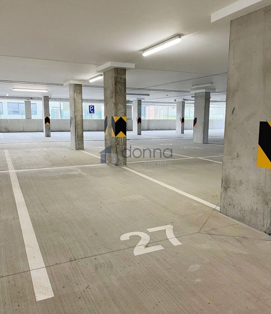 Pronájem bytu 2+kk 52 m2, Praha – náhled fotky 12