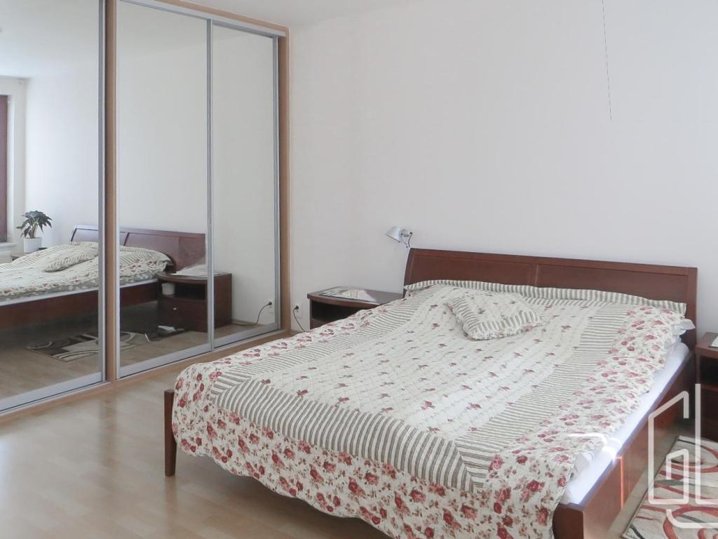 Pronájem bytu 2+kk 60 m2