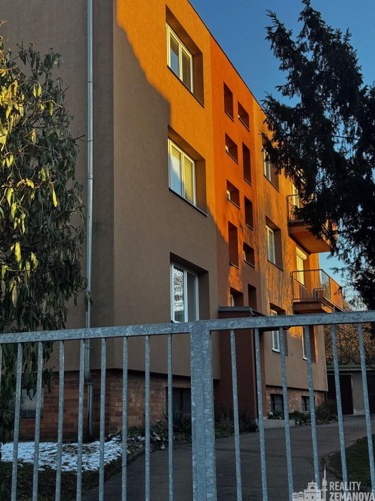 Pronájem bytu 1+1 38 m2