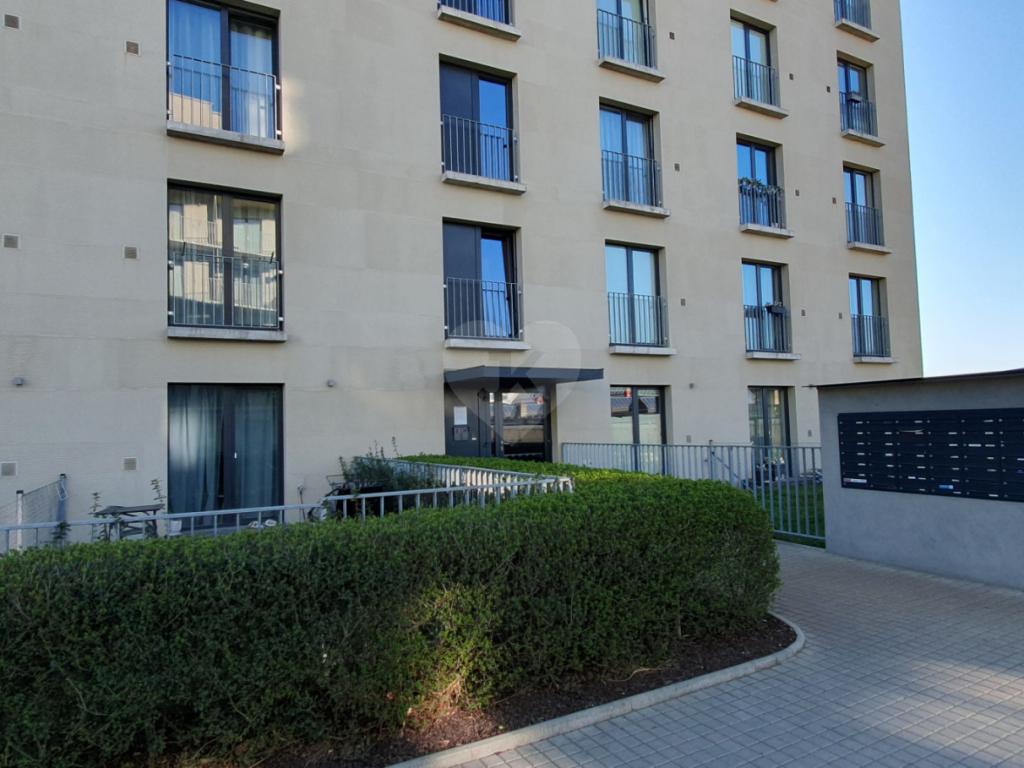 Byt 2-izbový, 53 m²
