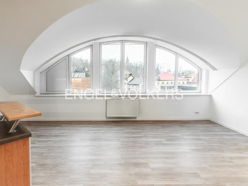 Pronájem bytu 3+kk 93 m2