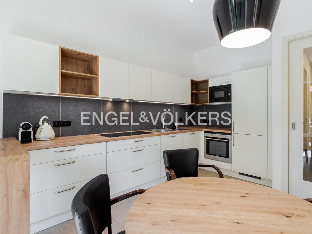 Pronájem bytu 2+kk 65 m2