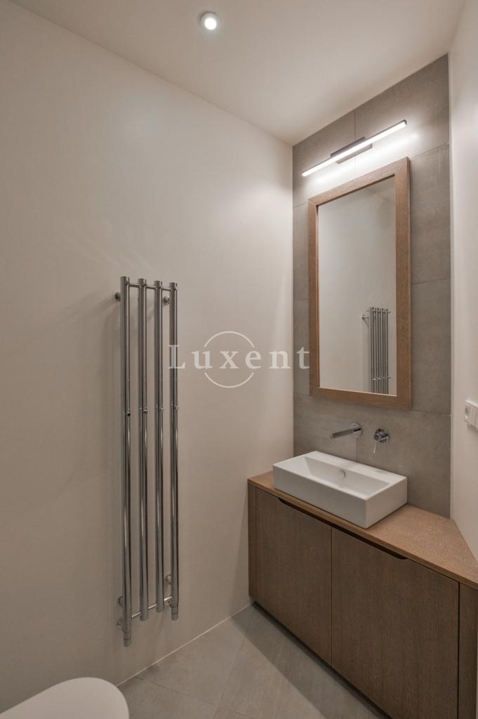 Pronájem bytu 3+kk 137 m2, Praha – náhled fotky 13
