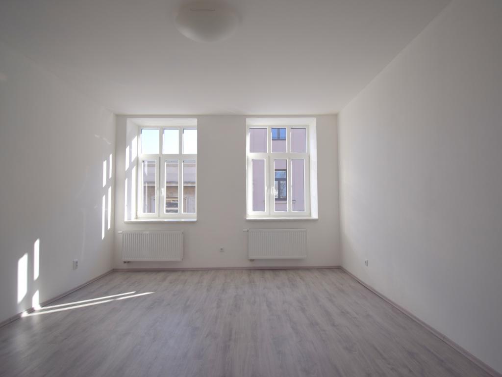 Pronajem bytu 4+1 90 m2