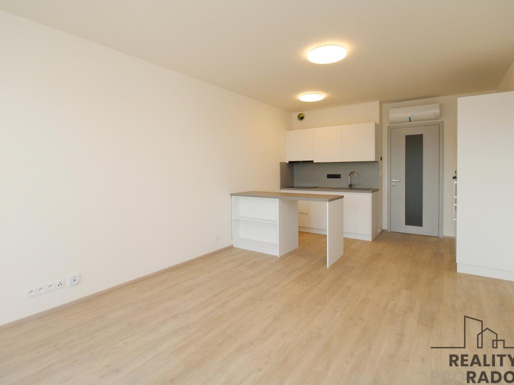 Pronájem bytu 1+kk 37 m2