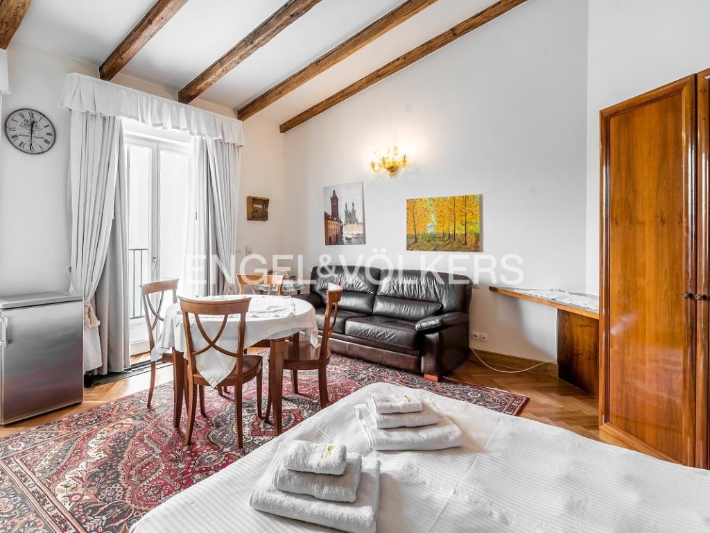 Pronájem bytu 1+kk 38 m2