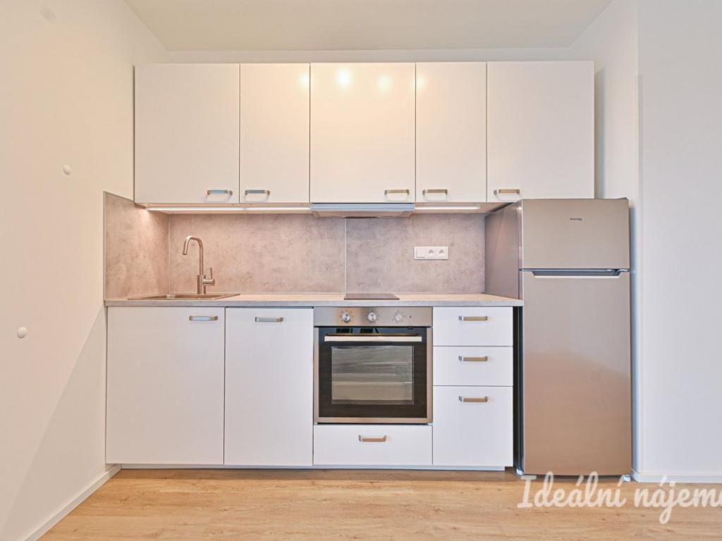 Pronájem bytu 1+kk 29 m2