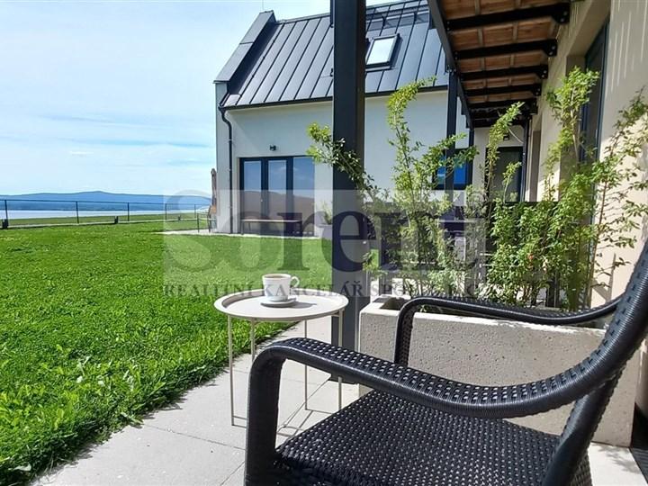 Pronájem 1+kk, Frymburk - , 18000 Kč, 45 m2