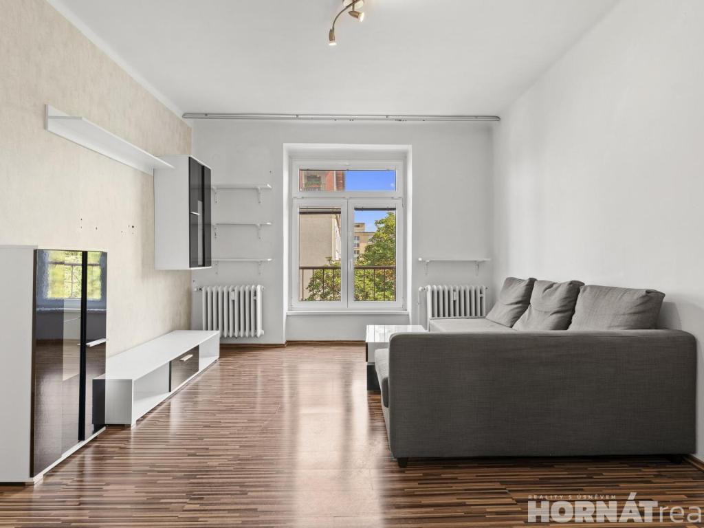 Pronájem bytu 2+1 56 m2