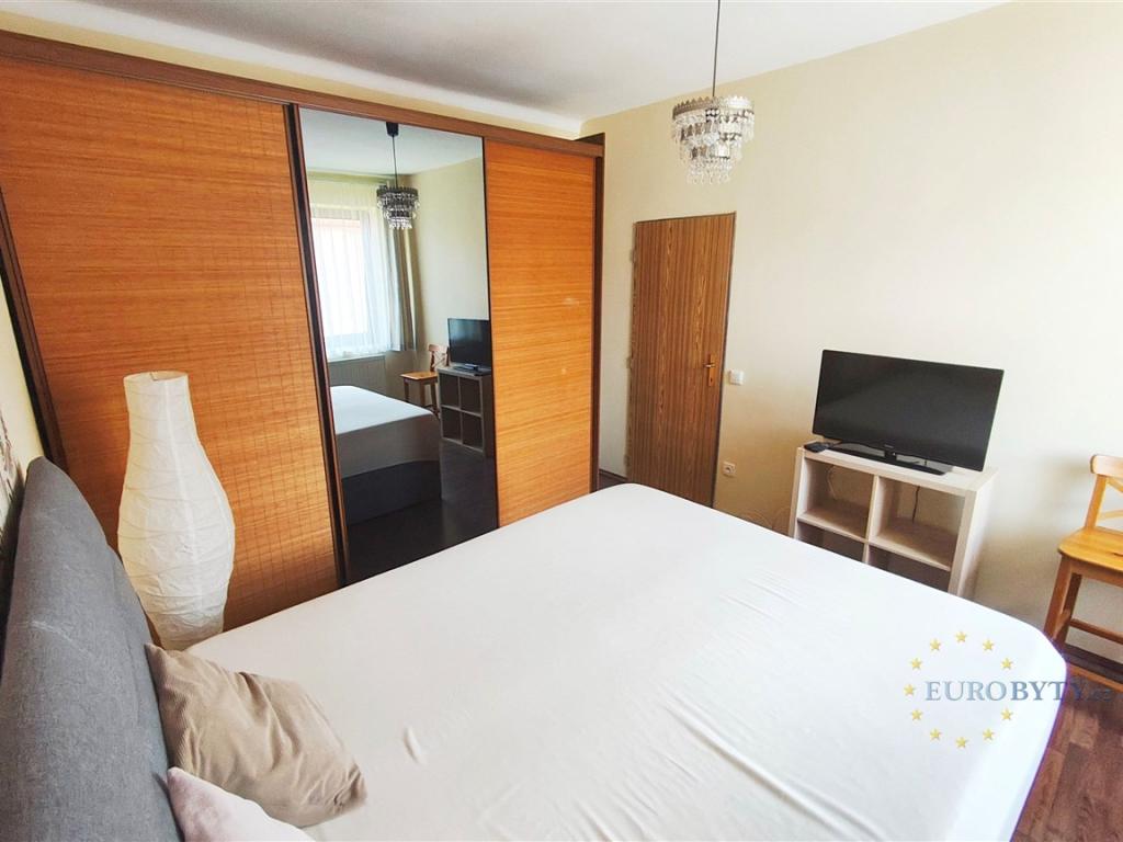 Pronájem bytu 2+1 70 m2, Praha – náhled fotky 7