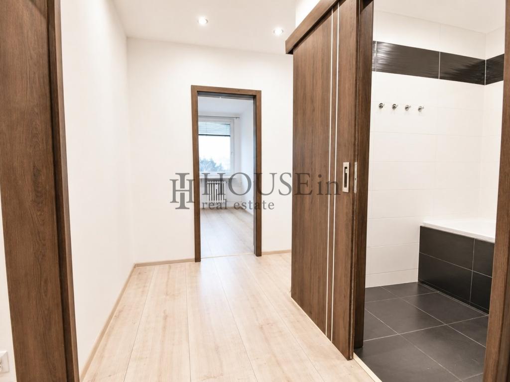 Pronájem bytu 3+1 64 m2, Praha – náhled fotky 12