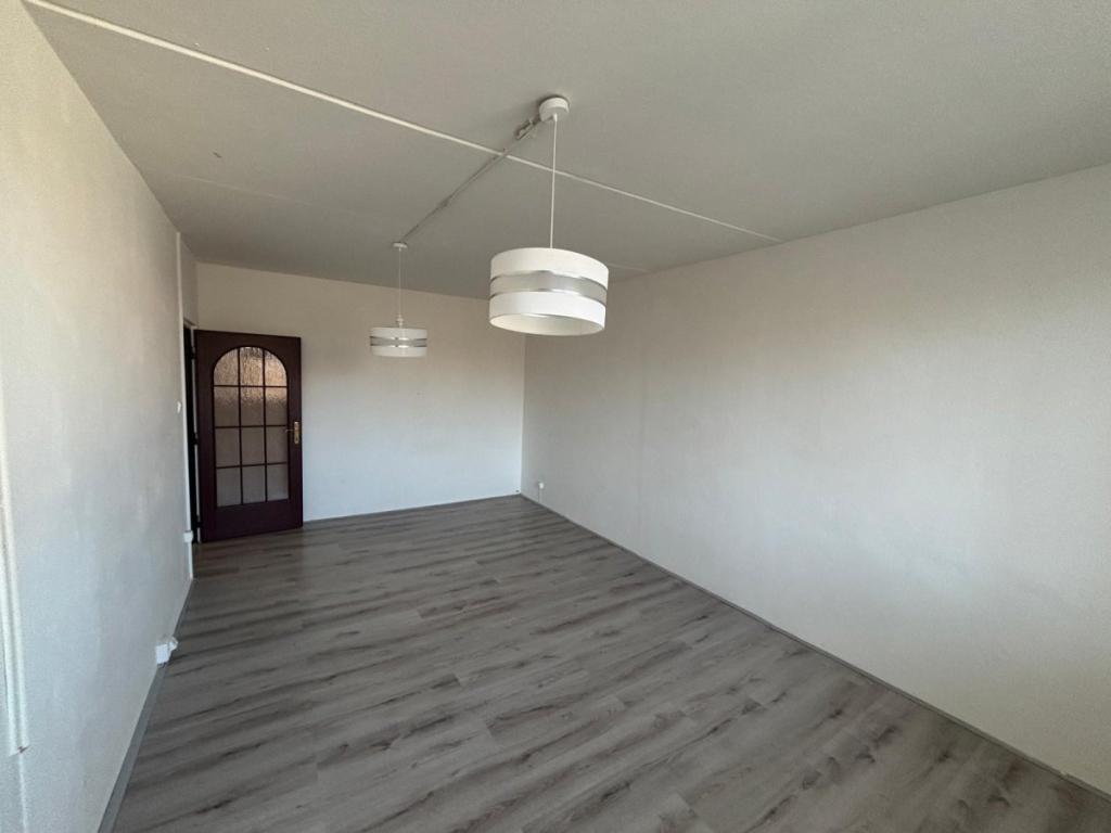 Pronájem bytu 3+1 73 m² – pohled 6