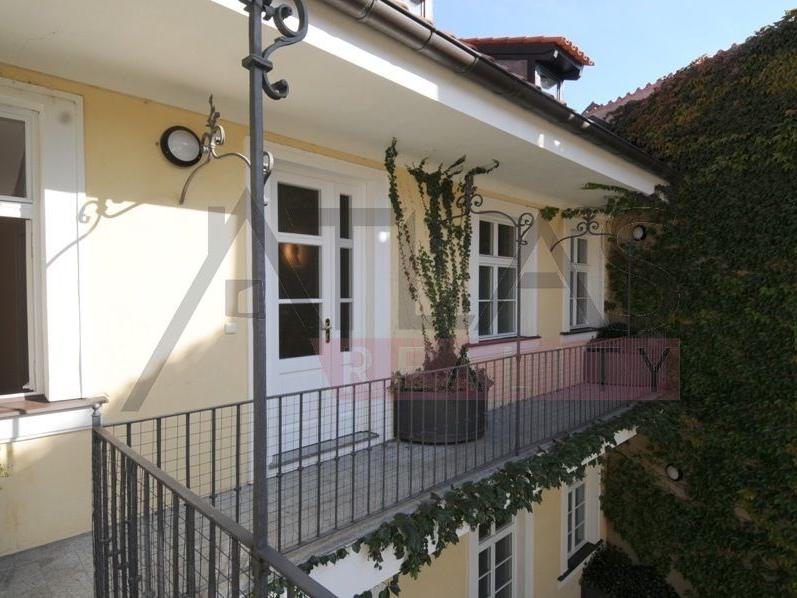 Pronájem bytu 4+1 170 m2