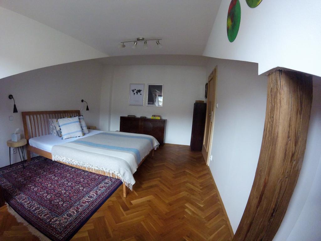 Spolubydleni bytu 1 lůžko 140 m2