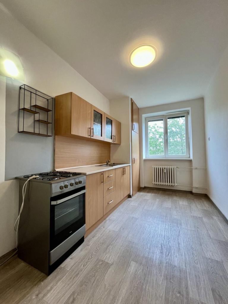 Pronájem bytu 1+1 38 m2
