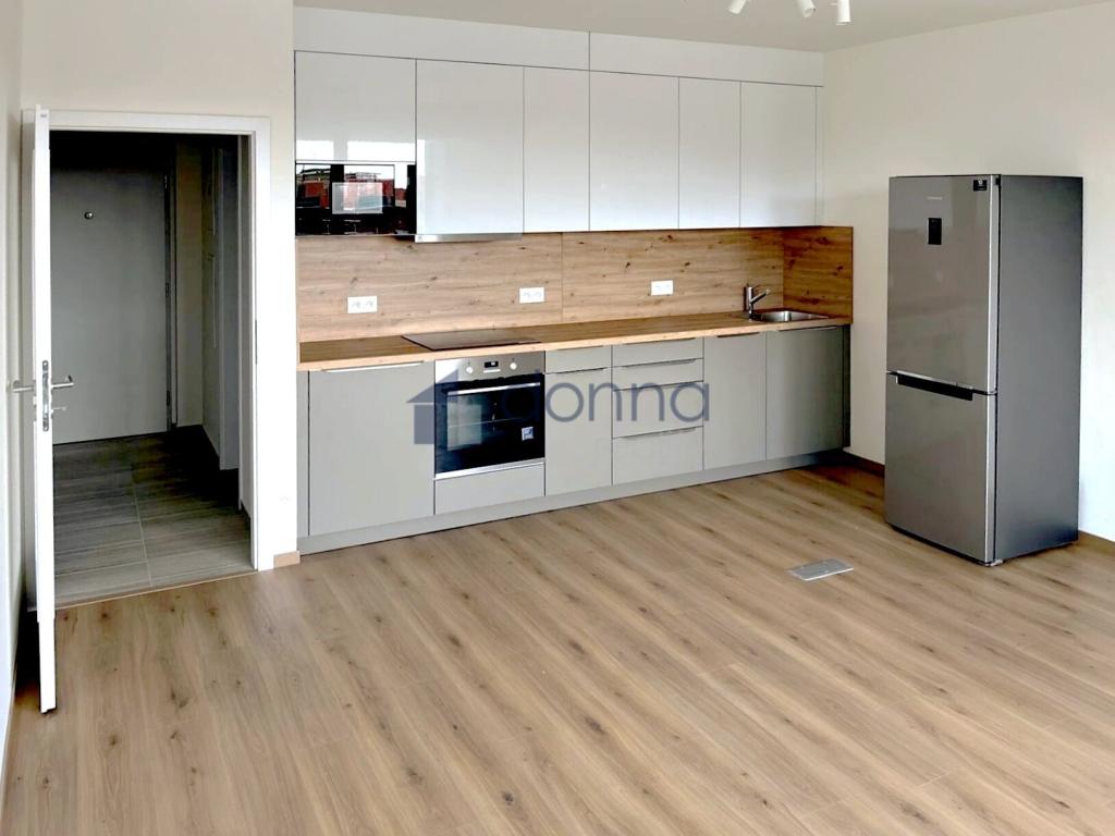 Pronájem bytu 2+kk 52 m2, Praha – náhled fotky 2