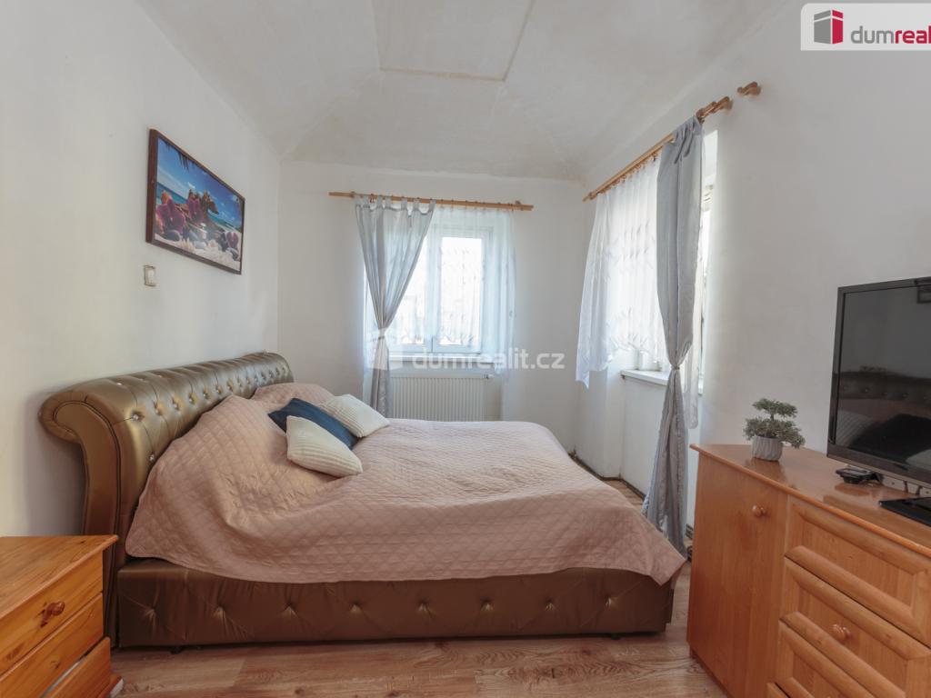 Prodej domu 360 m2, Králův Dvůr – náhled fotky 9