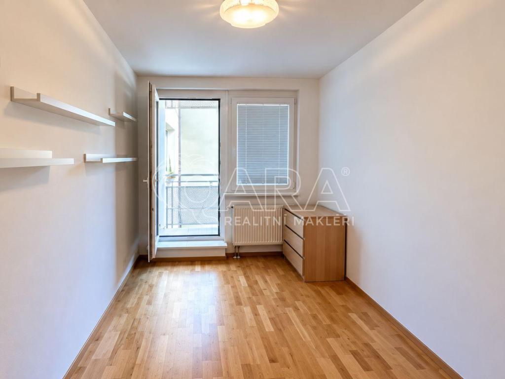 Pronájem bytu 3+kk 67 m2