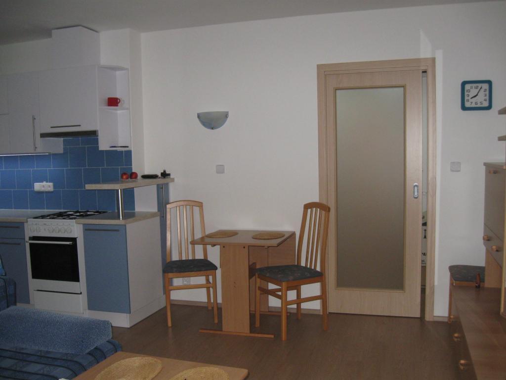 Pronájem bytu 2+kk 40 m2