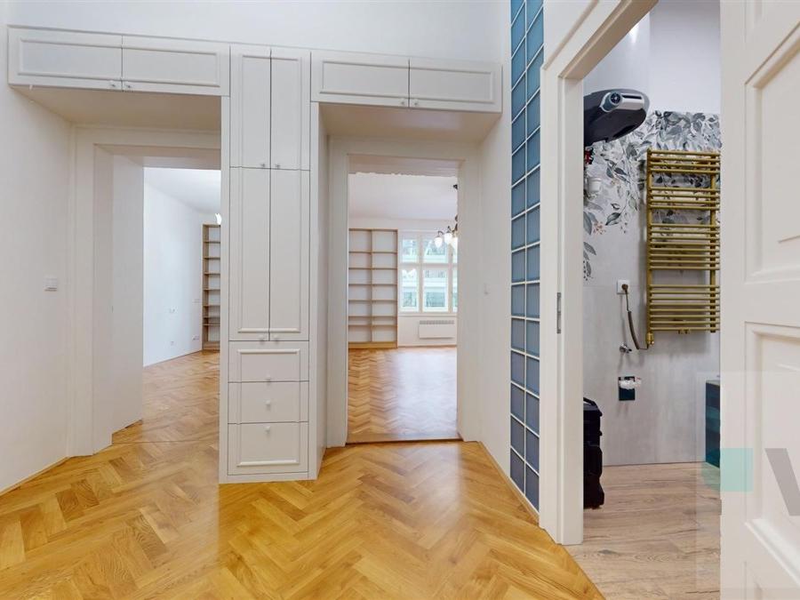 Pronájem bytu 2+kk 59 m² – pohled 6
