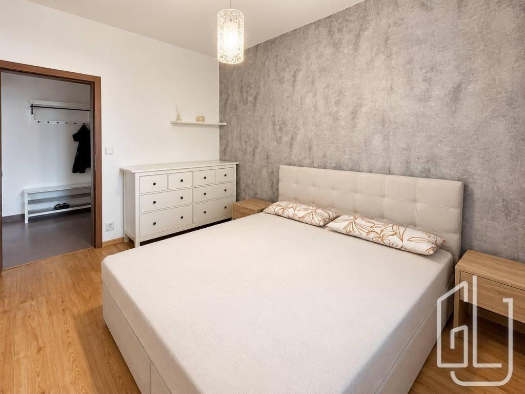 Pronájem bytu 3+1 95 m2, Praha – náhled fotky 6