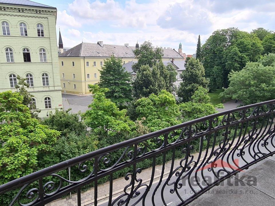 Pronájem bytu 1+kk 30 m2