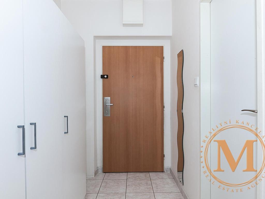 Pronájem bytu 1+kk 40 m2, Praha – náhled fotky 14