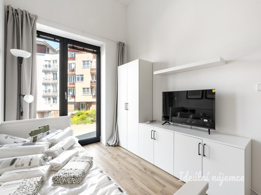 Pronájem bytu 1+kk 25 m2