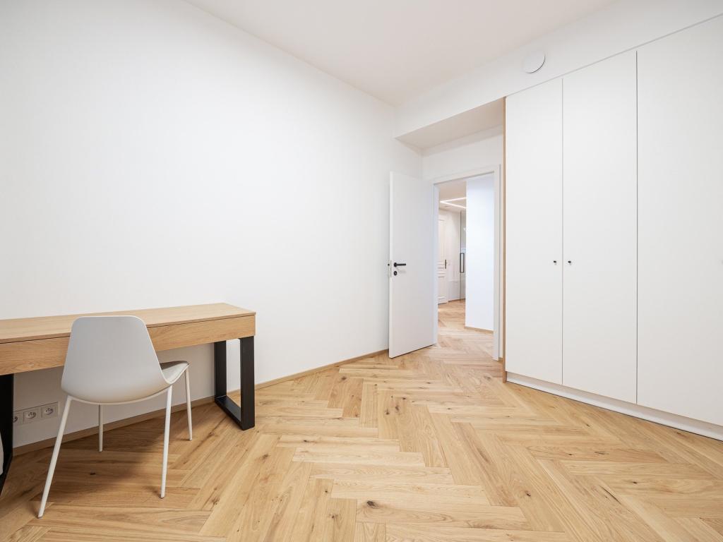Pronájem bytu 4+kk 105 m2, Praha – náhled fotky 15