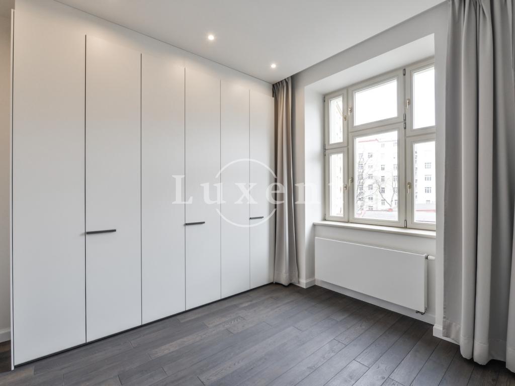 Pronájem bytu 3+kk 95 m2, Praha – náhled fotky 12