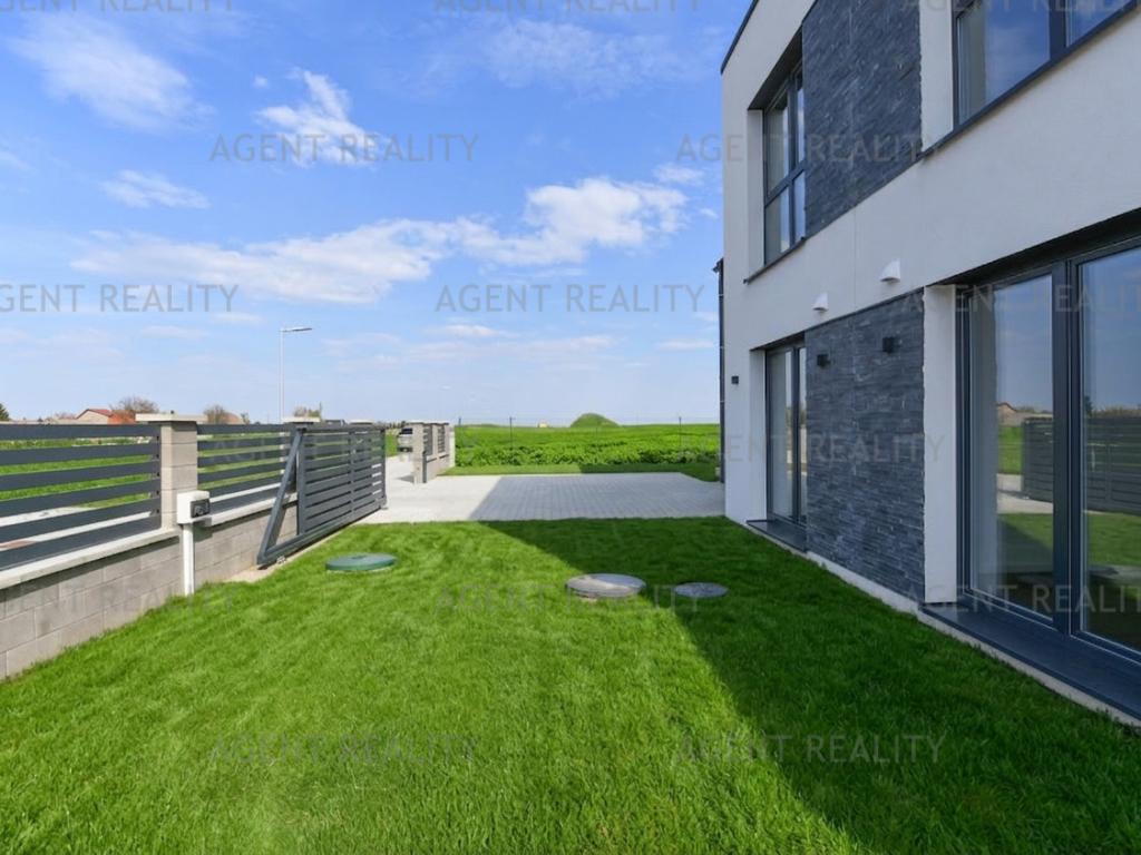 Prodej domu 156 m2, Slaný – náhled fotky 26