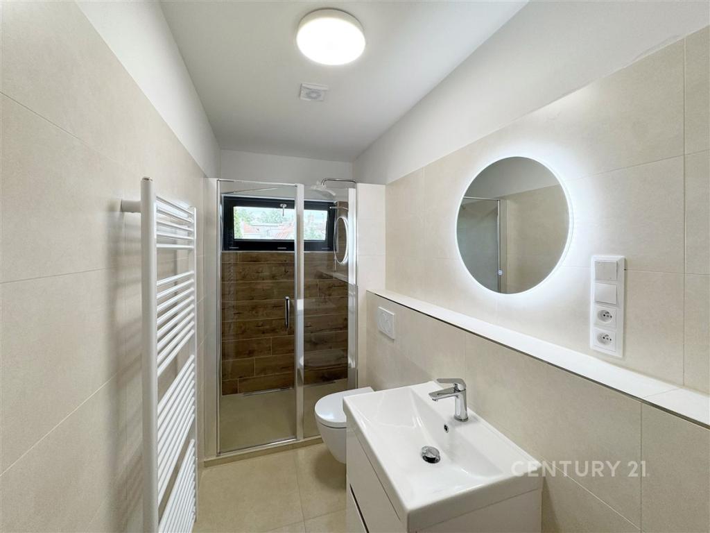 Pronájem bytu 2+kk 52 m2