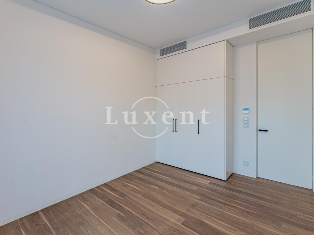Pronájem bytu 3+kk 145 m2, Praha – náhled fotky 13