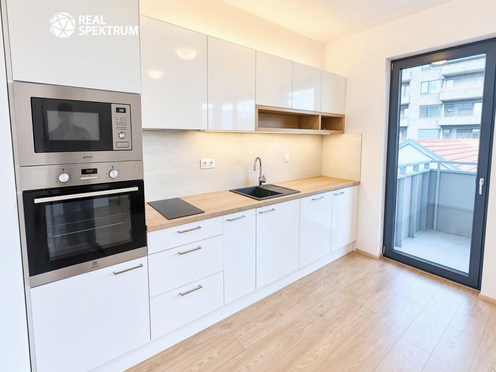 Pronájem bytu 1+kk 27 m2, Brno – náhled fotky 4