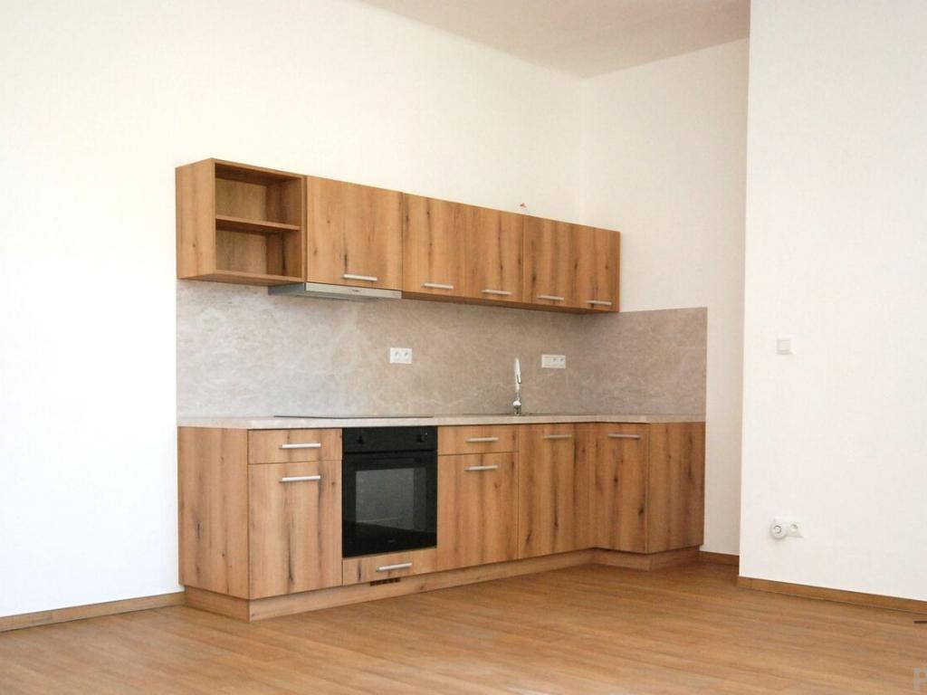 Pronájem bytu 1+kk 44 m2