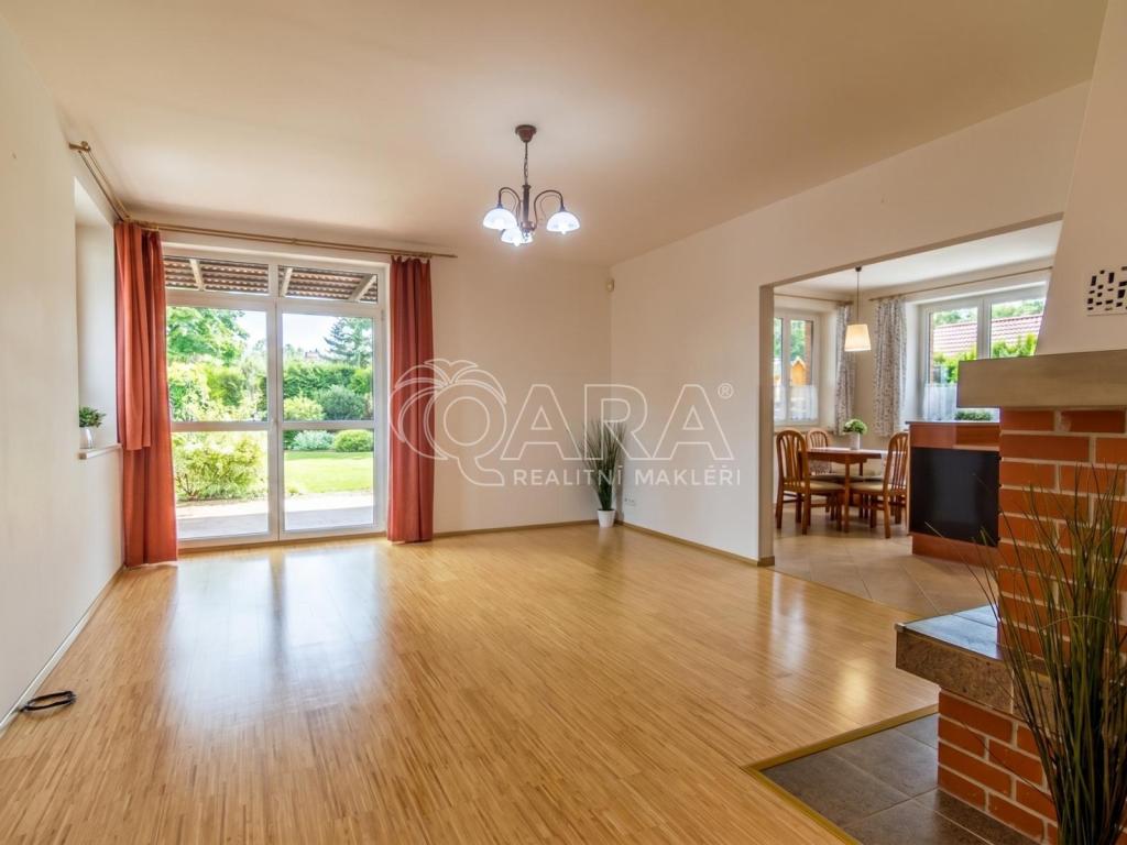 Prodej bytu 3+kk 135 m² – pohled 2