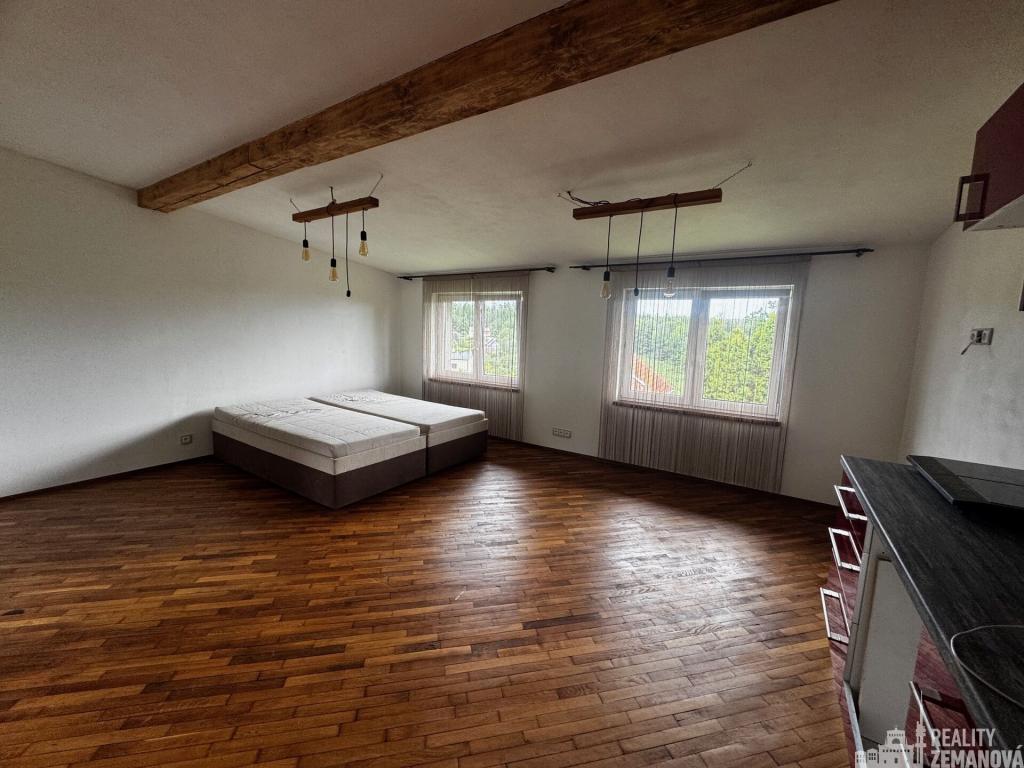 Pronájem bytu 1+kk 37 m2