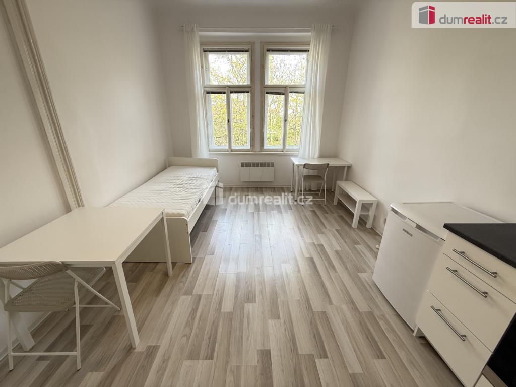 Pronájem bytu 1+kk 28 m2