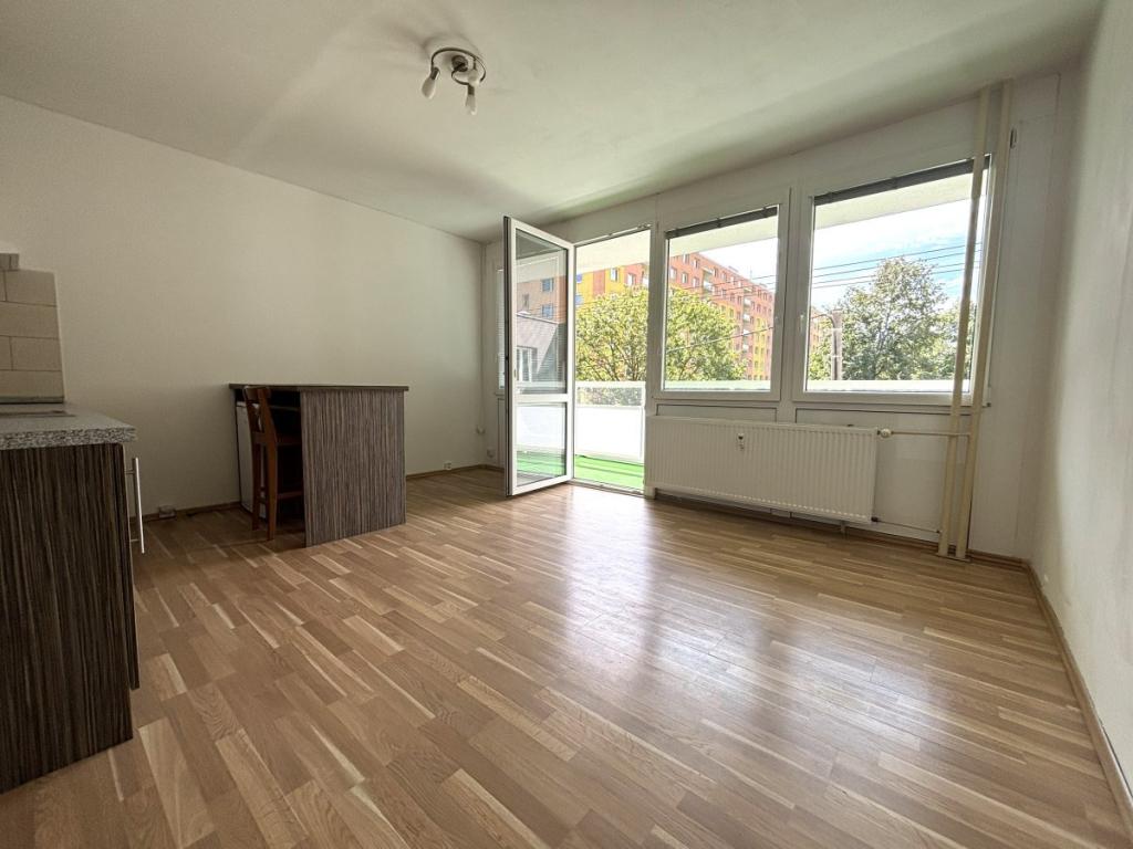 Pronájem bytu 1+kk 27 m2