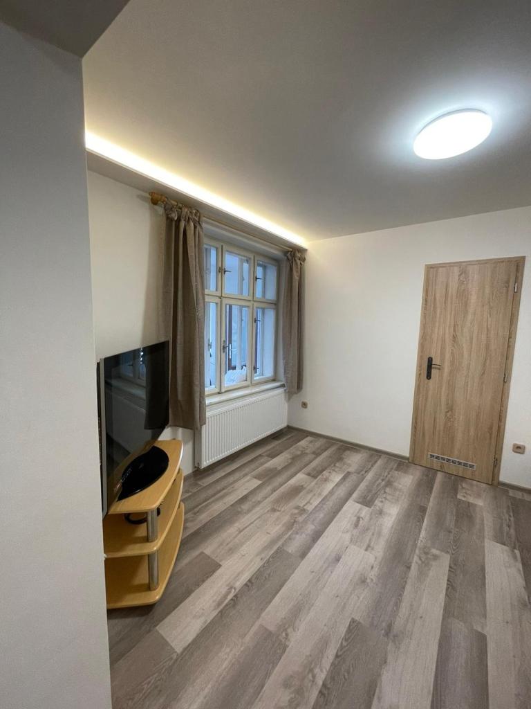 Pronájem bytu 1+1 31 m2