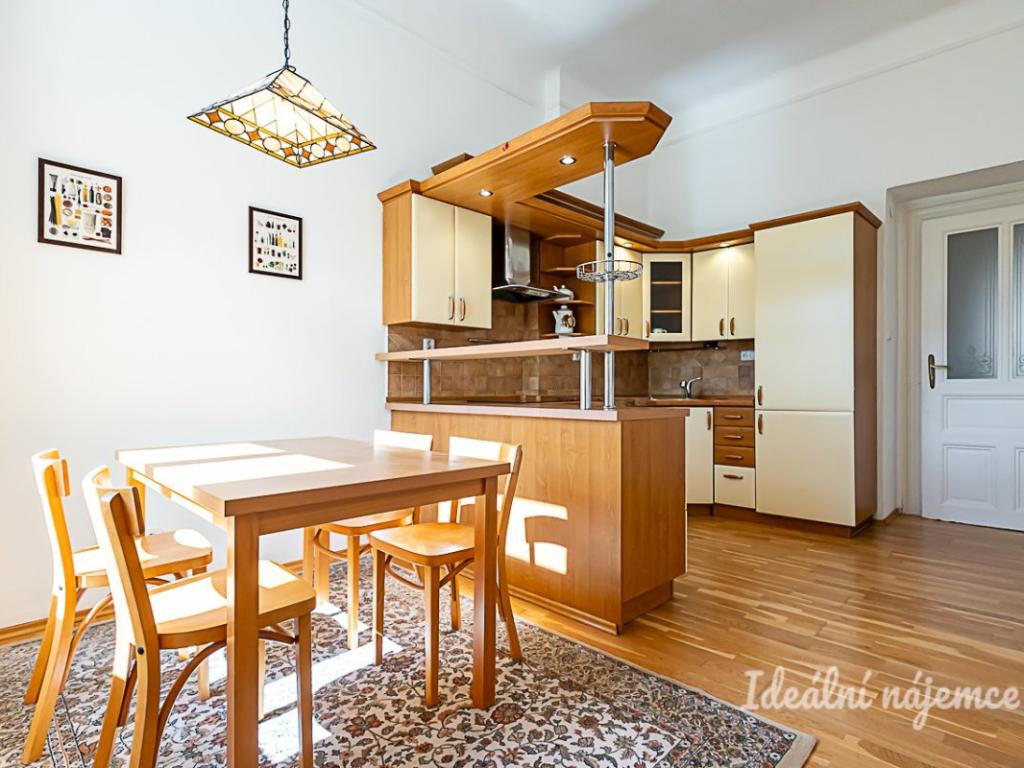 Pronájem bytu 2+1 77 m2