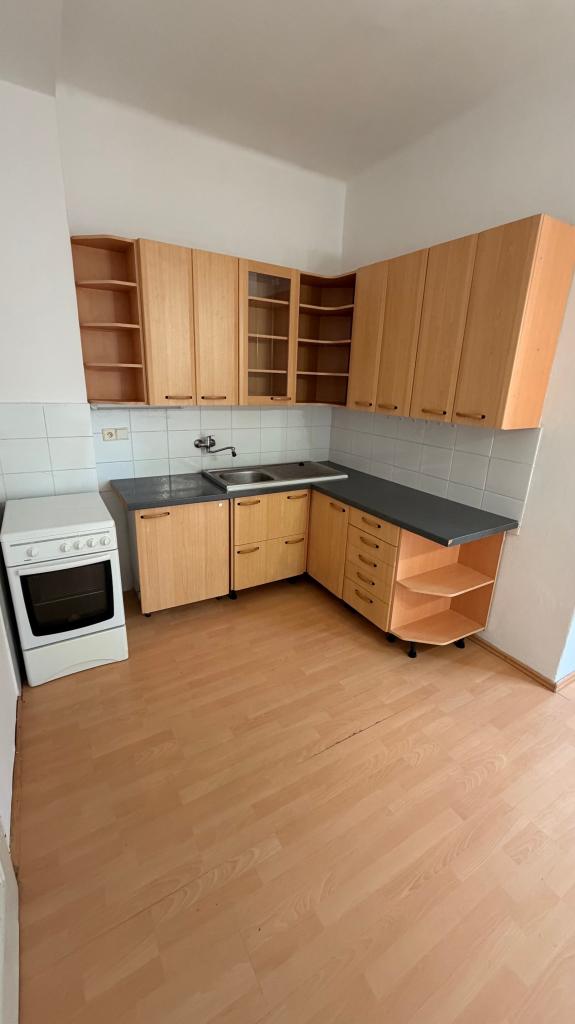 Pronájem bytu 2+kk 45 m2, Pardubice – náhled fotky 3