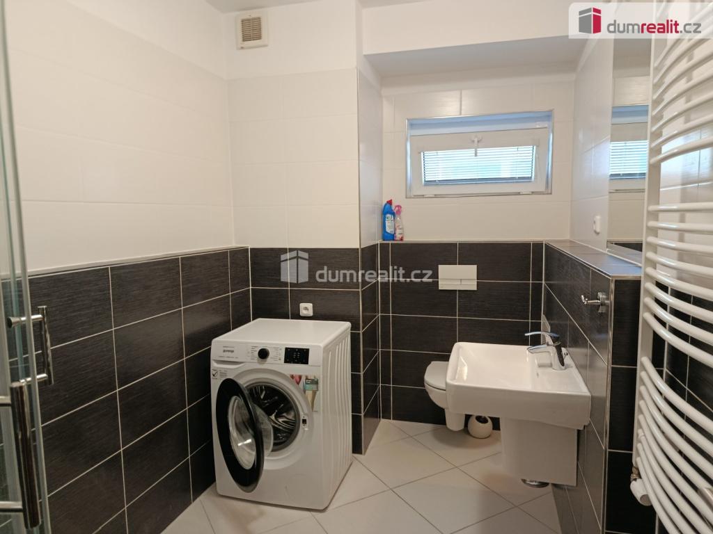 Pronájem bytu 2+kk 57 m2, Praha – náhled fotky 10