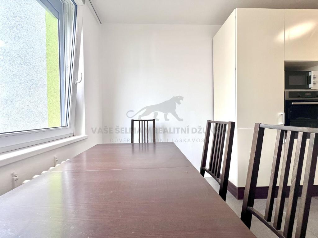 Pronájem bytu 3+1 75 m2, Praha – náhled fotky 14