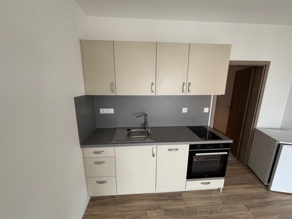 Pronájem bytu 1+kk 27 m2